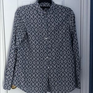 Ikat pattern button up size Medium